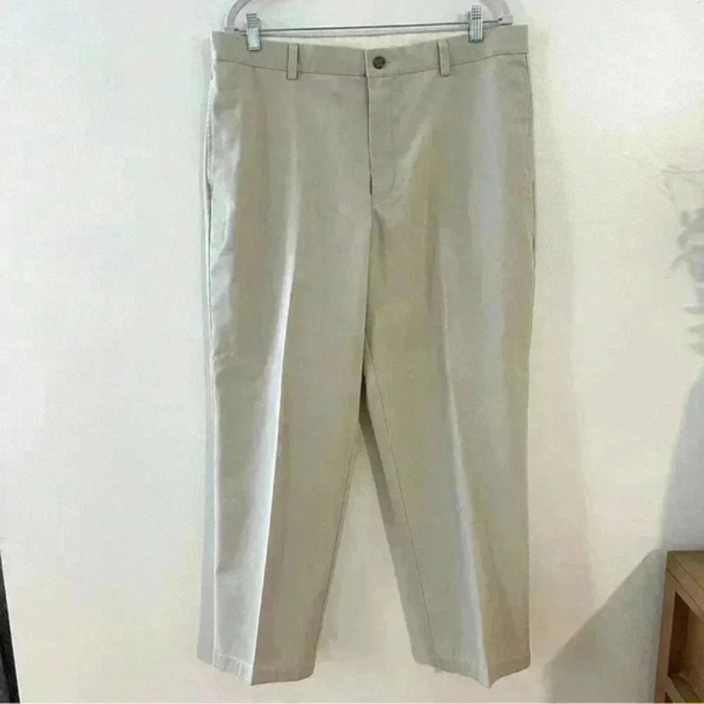 LL Bean Pants Mens 36 Cream‎ Beige Pleated Classic Fit Straight Leg 100% Cotton